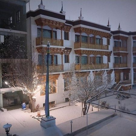 Hotel Jigmet, 레 외부 사진